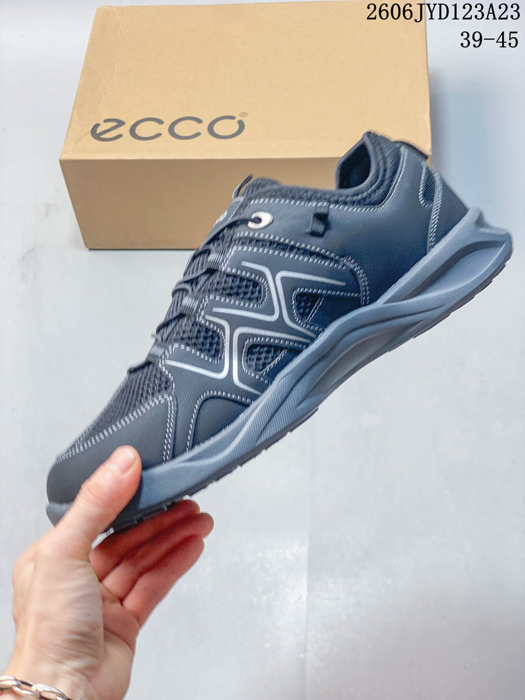 ECCO Sko Low-Top Hiking Sneakers, Gray