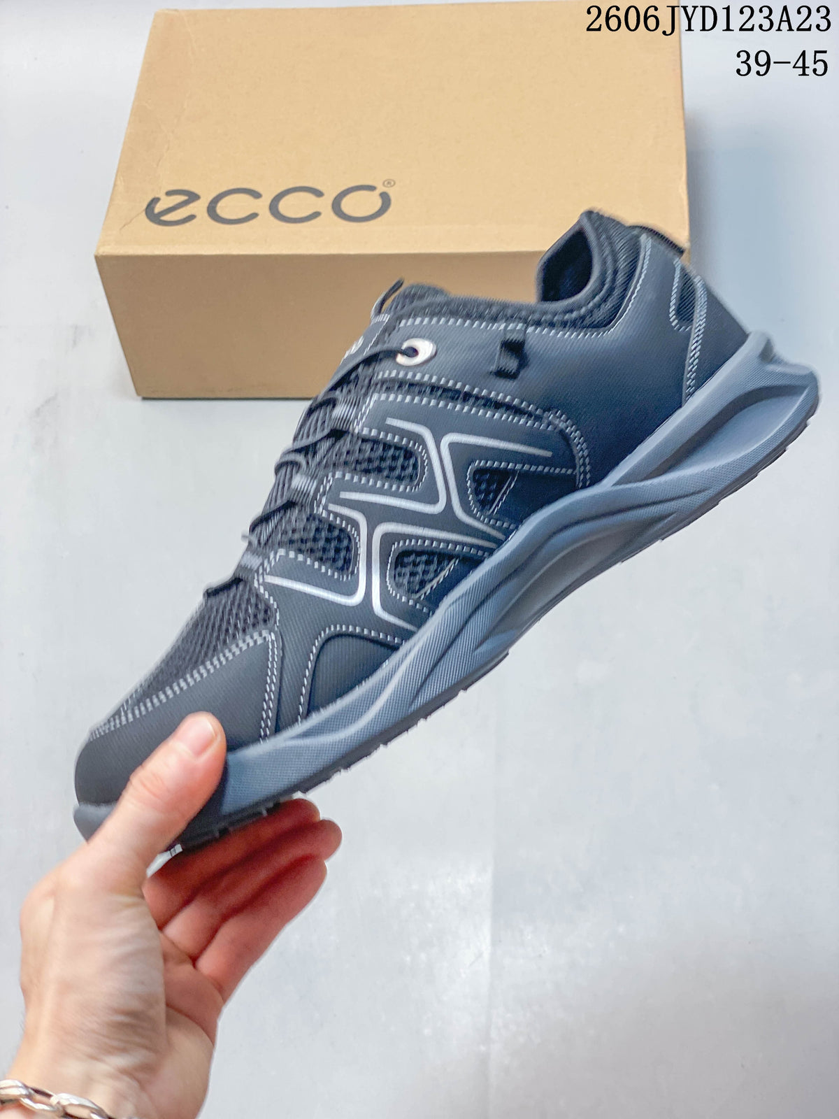ECCO Sko Low-Top Hiking Sneakers, Gray