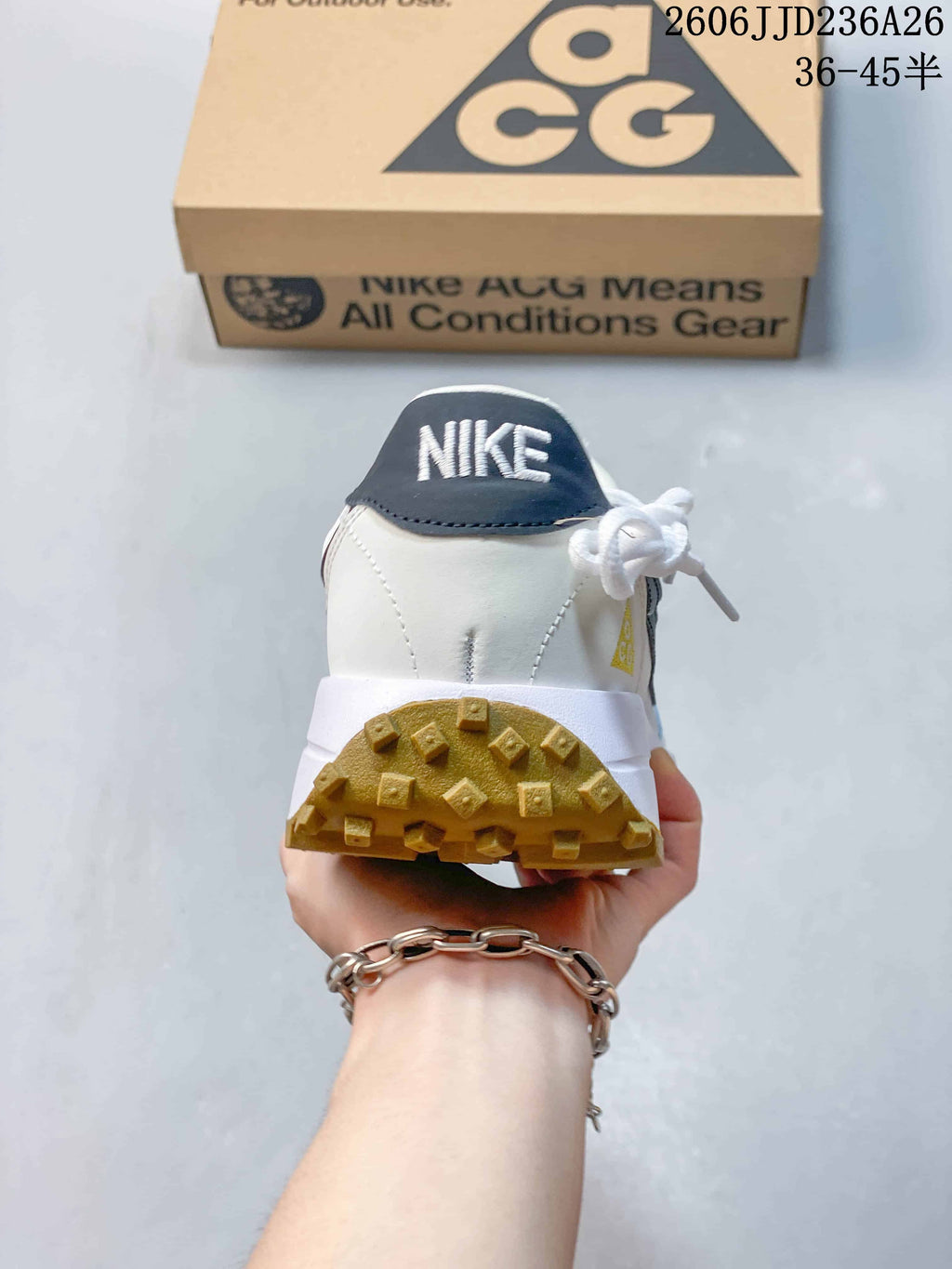 Nike ACG LDV Trail Sneakers White Navy Gum Sole