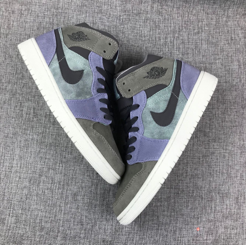 Jordan 1 Mid SE Sneakers Grey Purple 852842-203