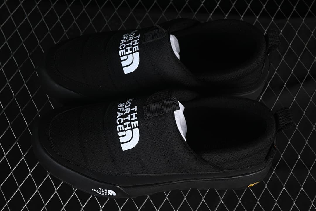 The North Face Mountain Essentials Slip-On Shoes Black NF0A8AD94QI-087
