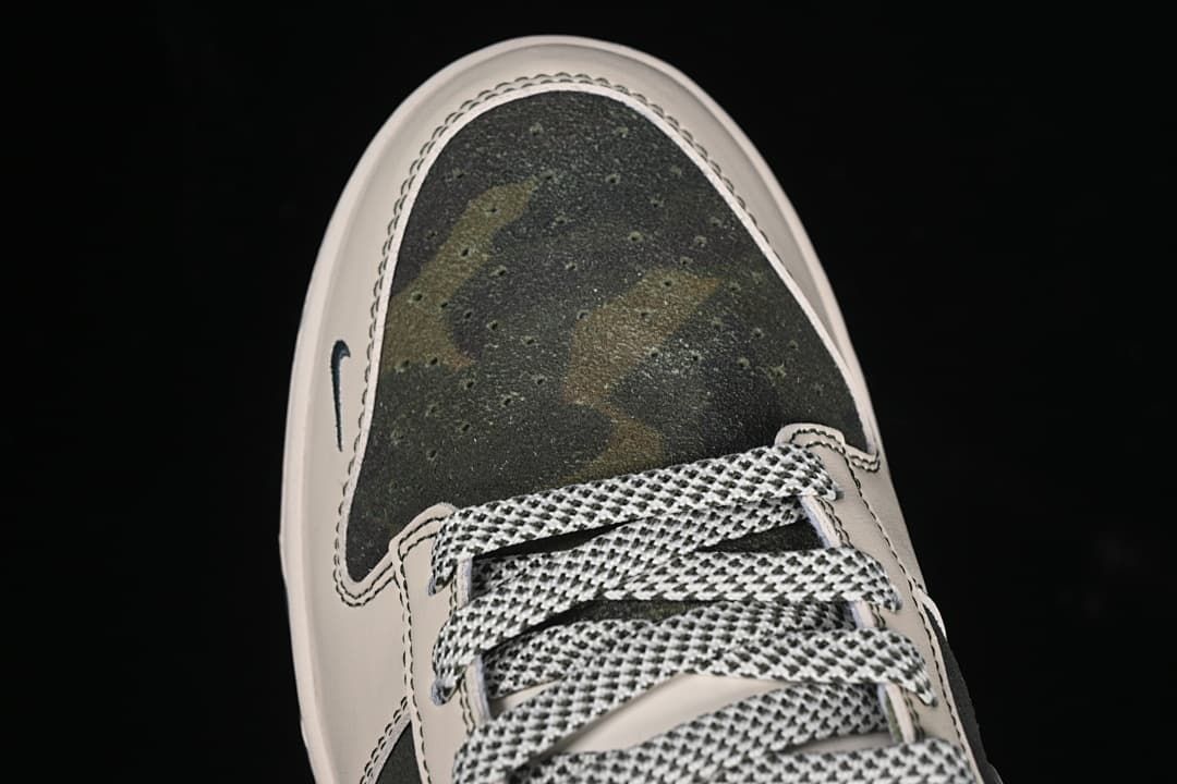 Nike SB Dunk Low The North Face CDG Sneaker DM6868-015
