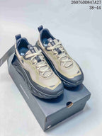 DESCENTE TERRAIND Low-Top Hiking Sneakers Beige Navy SQ323LCR92