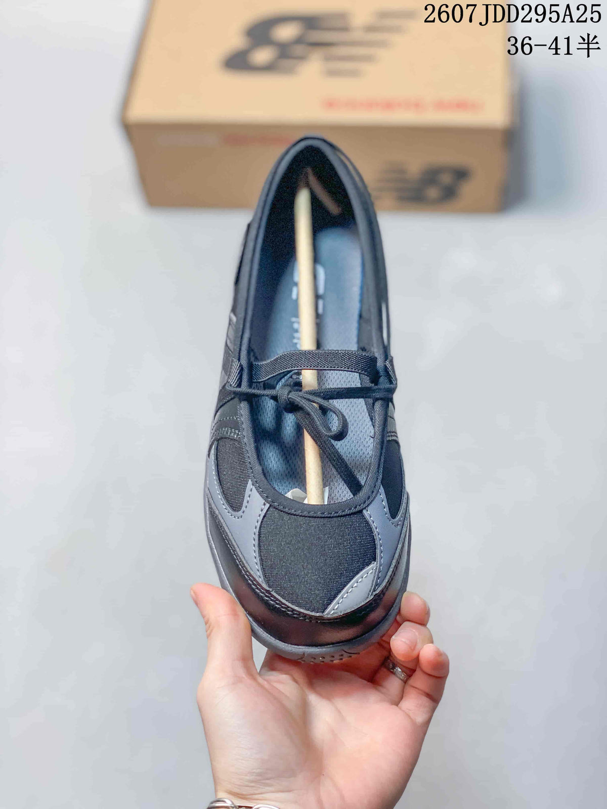 New Balance WD Series Women's Black Gray T-Toe Sneakers 2607JDD295A25
