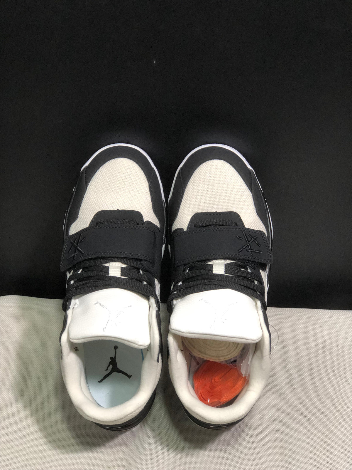 Jordan Jumpman Jack Travis Scott Sneakers Black/White DR8317-002