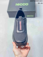 ECCO 722010QEE Men's Black Textile Slip-On Sneakers