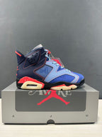 Jordan 6 Retro High-Top Sneakers Blue IQ5706-400