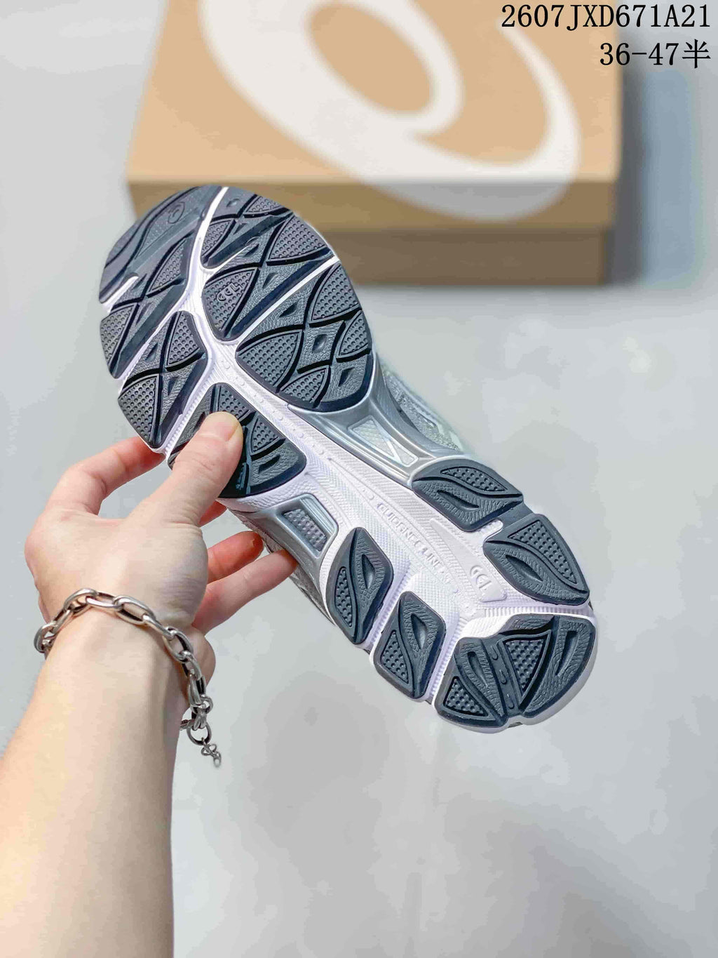 ASICS GEL-Kayano 14 Sneakers Gray White