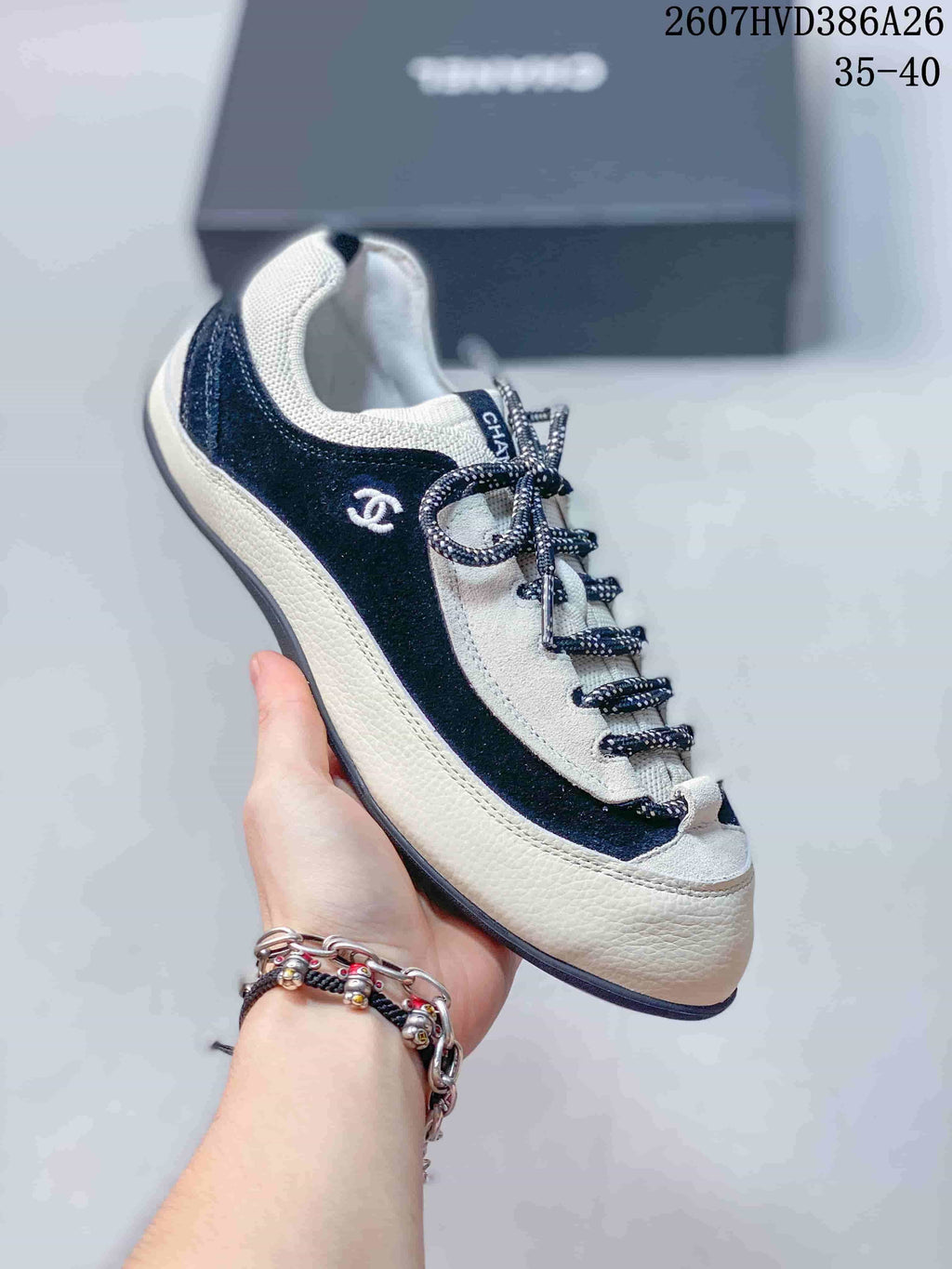 Chanel Black and White Low-Top Sneakers 2607HVD386A26