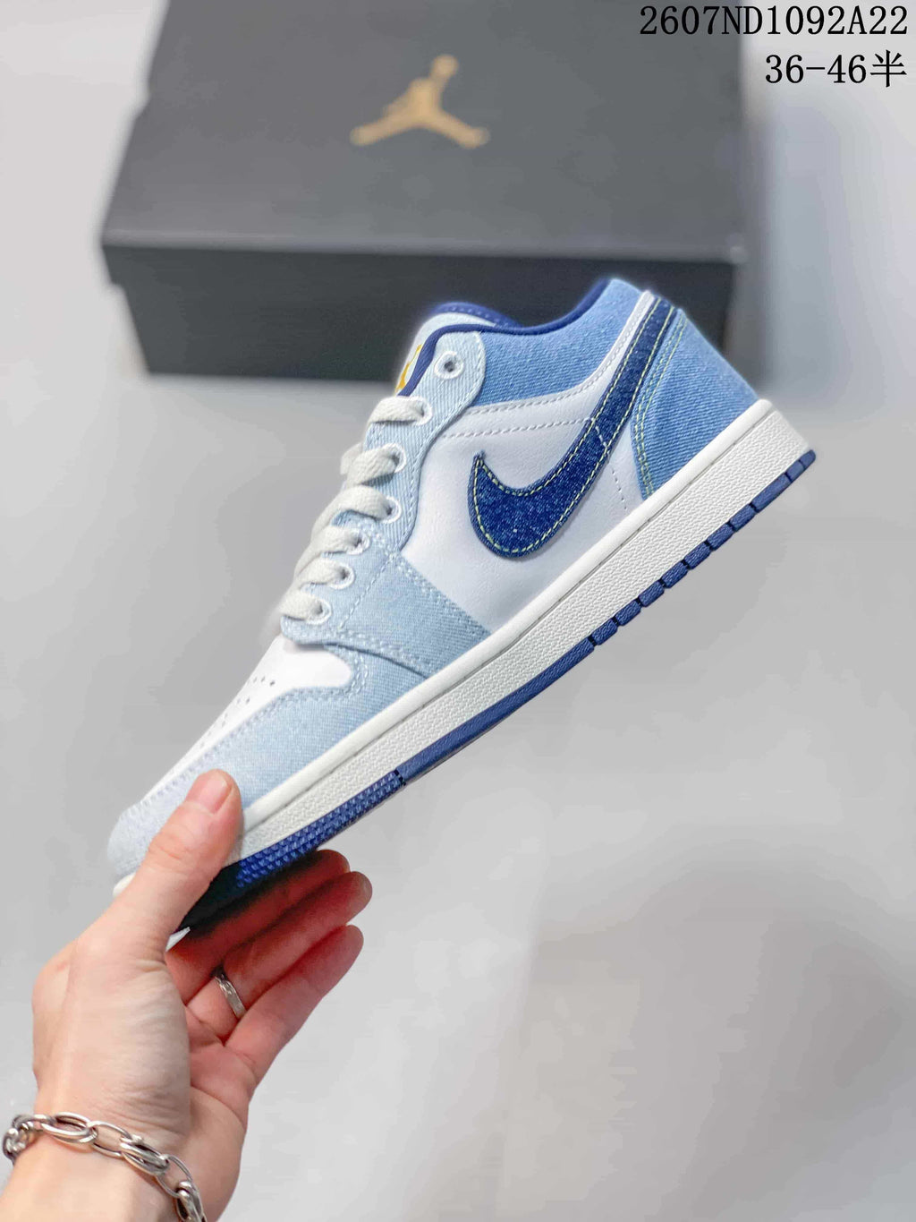 Jordan Air Jordan 1 Low Light Blue White Sneakers 2607ND1092A22