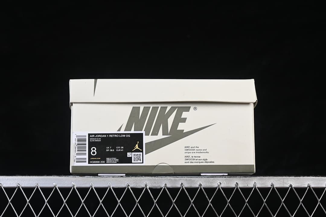 Travis Scott x Air Jordan 1 Low OG Olive White Sneakers HQ6998-200
