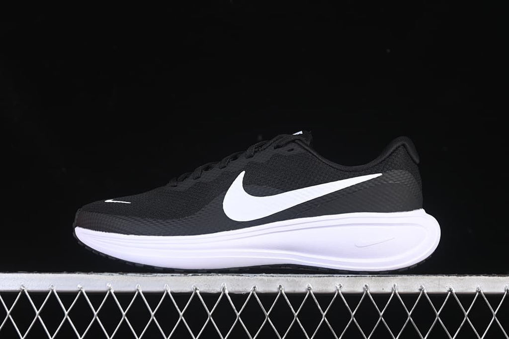 Nike Revolution 8 Running Shoes Black White HJ9198-003