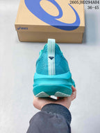 ASICS NOVABLAST 5 LE Running Shoes in Turquoise
