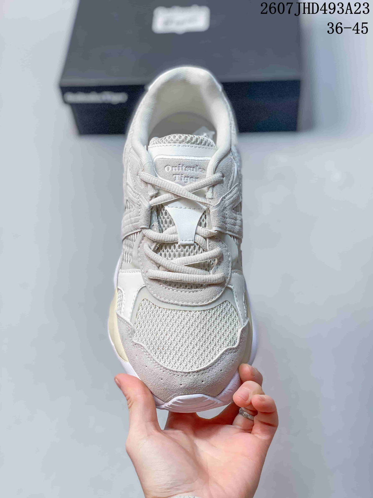 Onitsuka Tiger TIGRUN Retro Sneakers White Gray JHD493A23