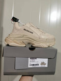 Balenciaga Triple S Sneakers Beige 9700