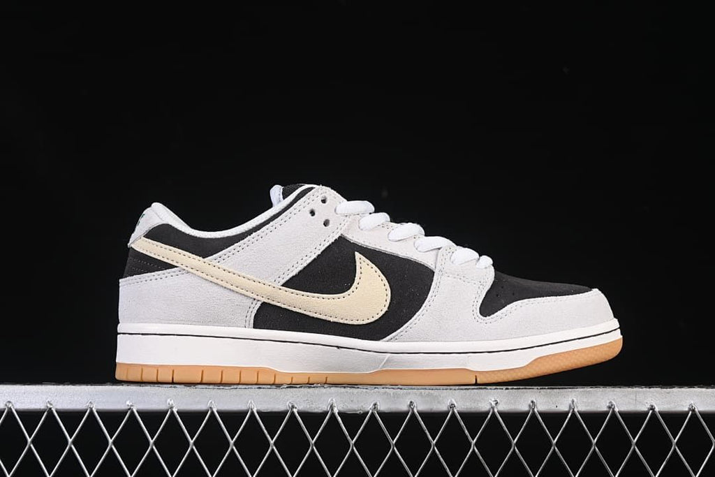 Nike SB Dunk Low Pro Sneakers Black Cream HF3704-001