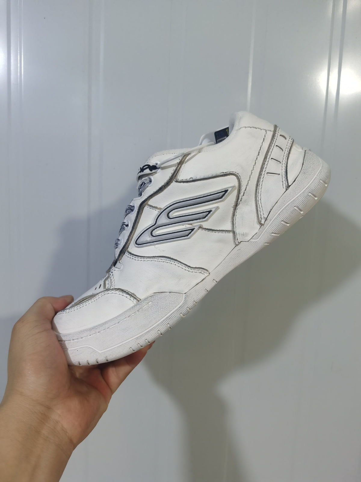 Balenciaga Hampton Sneakers White Style 9000