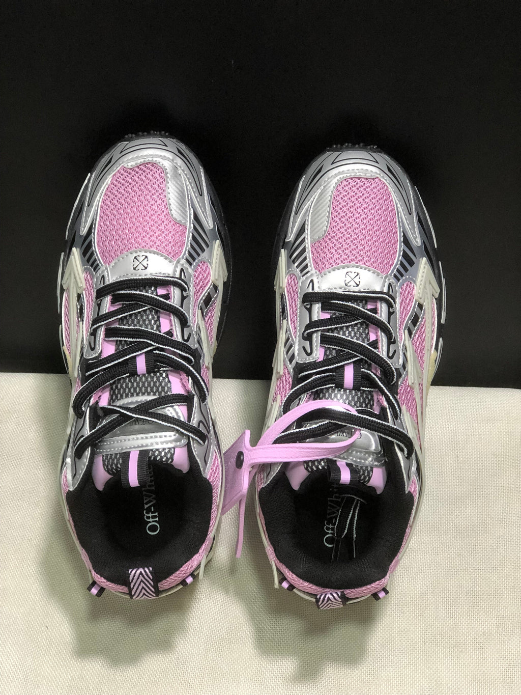 OFF-WHITE Be Right Back Sneakers Pink Black White