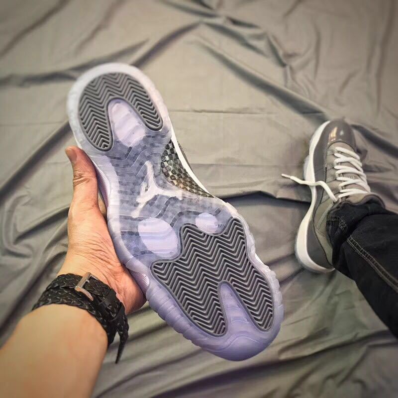 Air Jordan 11 Low Cool Grey Sneakers