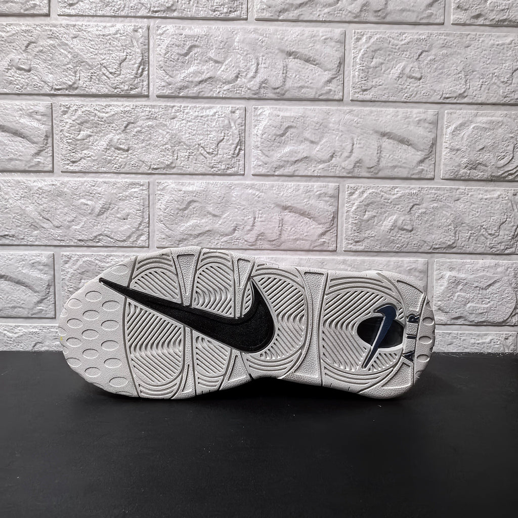 Nike Air More Uptempo Sneakers in Pink and Grey