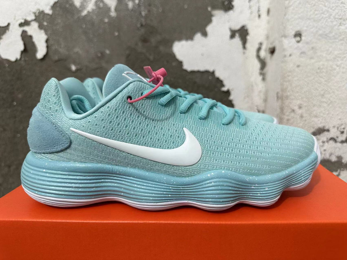 Nike Mint Green and White Low-Top Sneakers