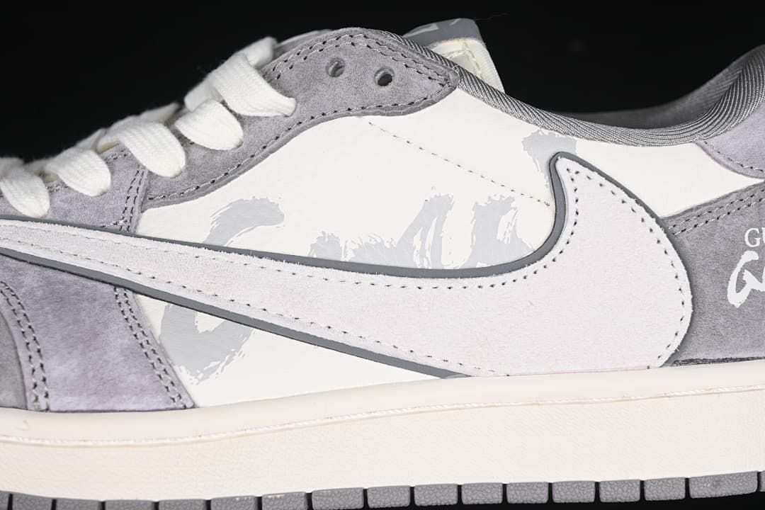 Travis Scott x Fragment Design x Air Jordan 1 Low OG SP Sneakers
