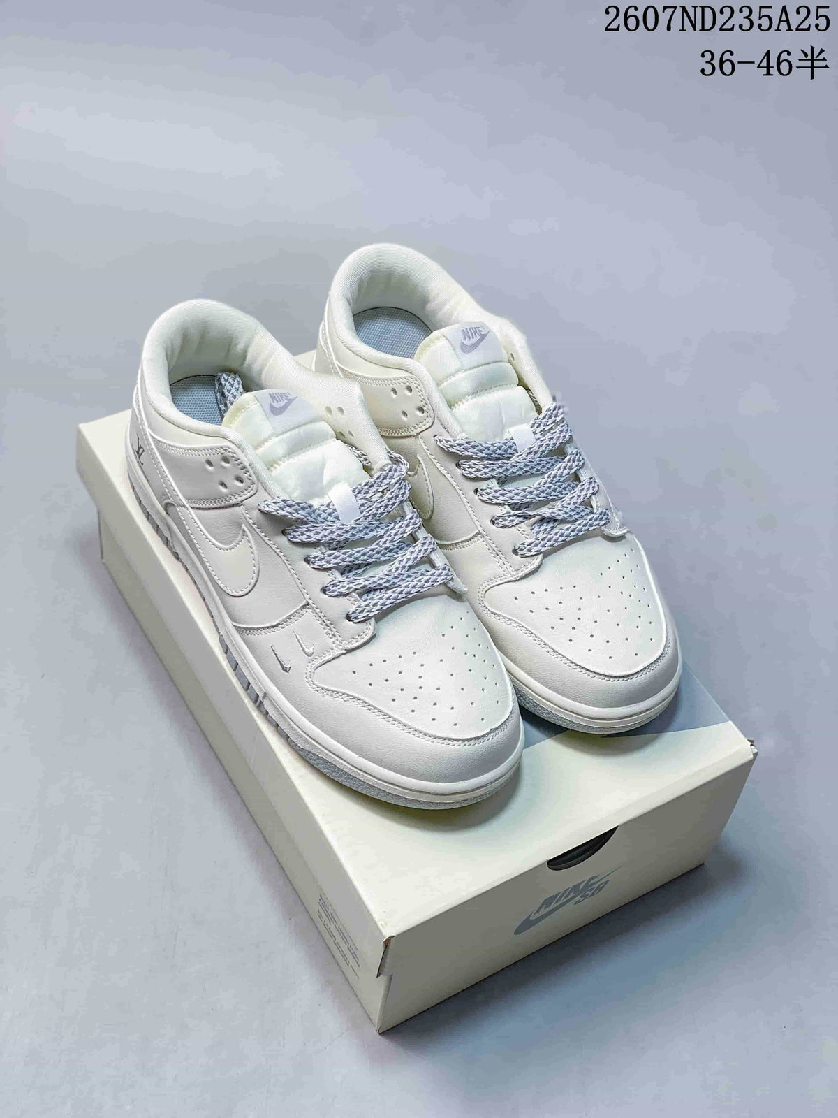 Nike SB Dunk Low Pro White Sneakers