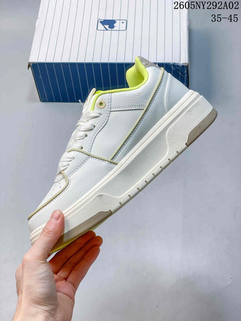 MLB Chunky Liner Low-Top Sneakers White Neon Green