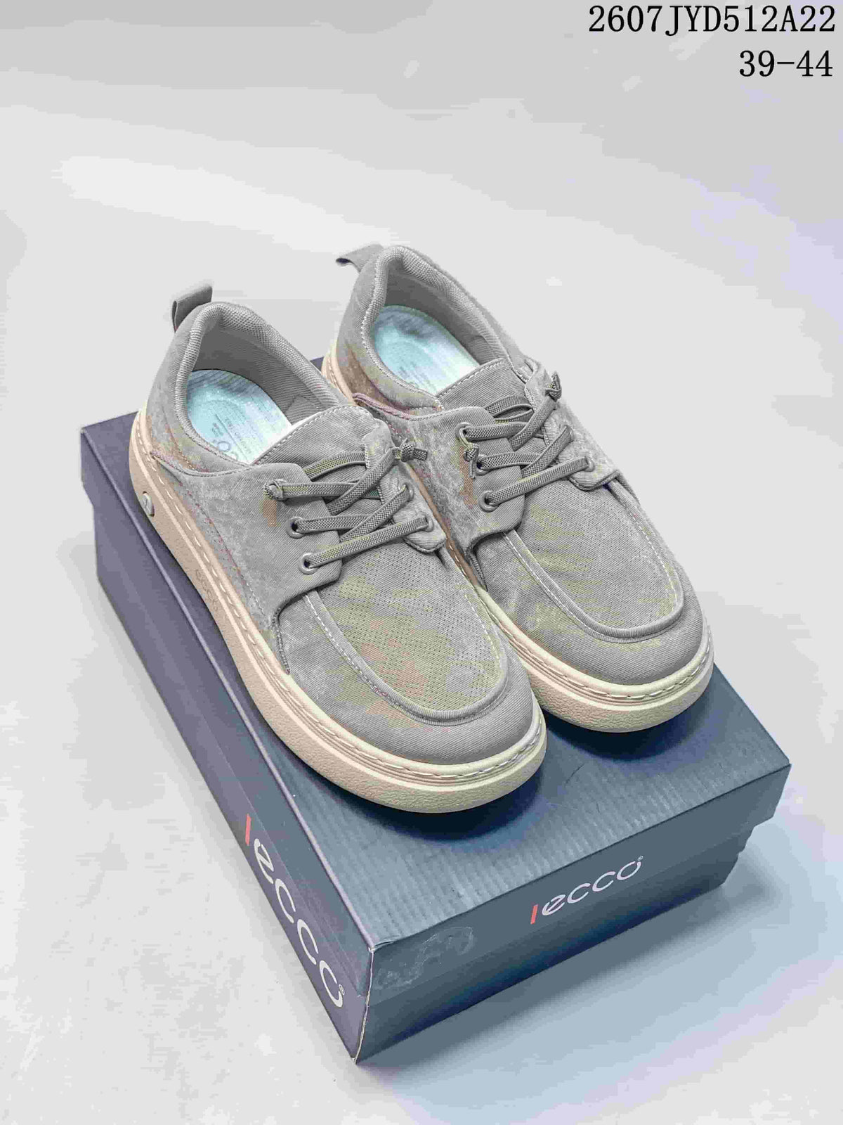 ECCO 2607JYD512A22 Gray Lace-Up Outdoor Sneakers