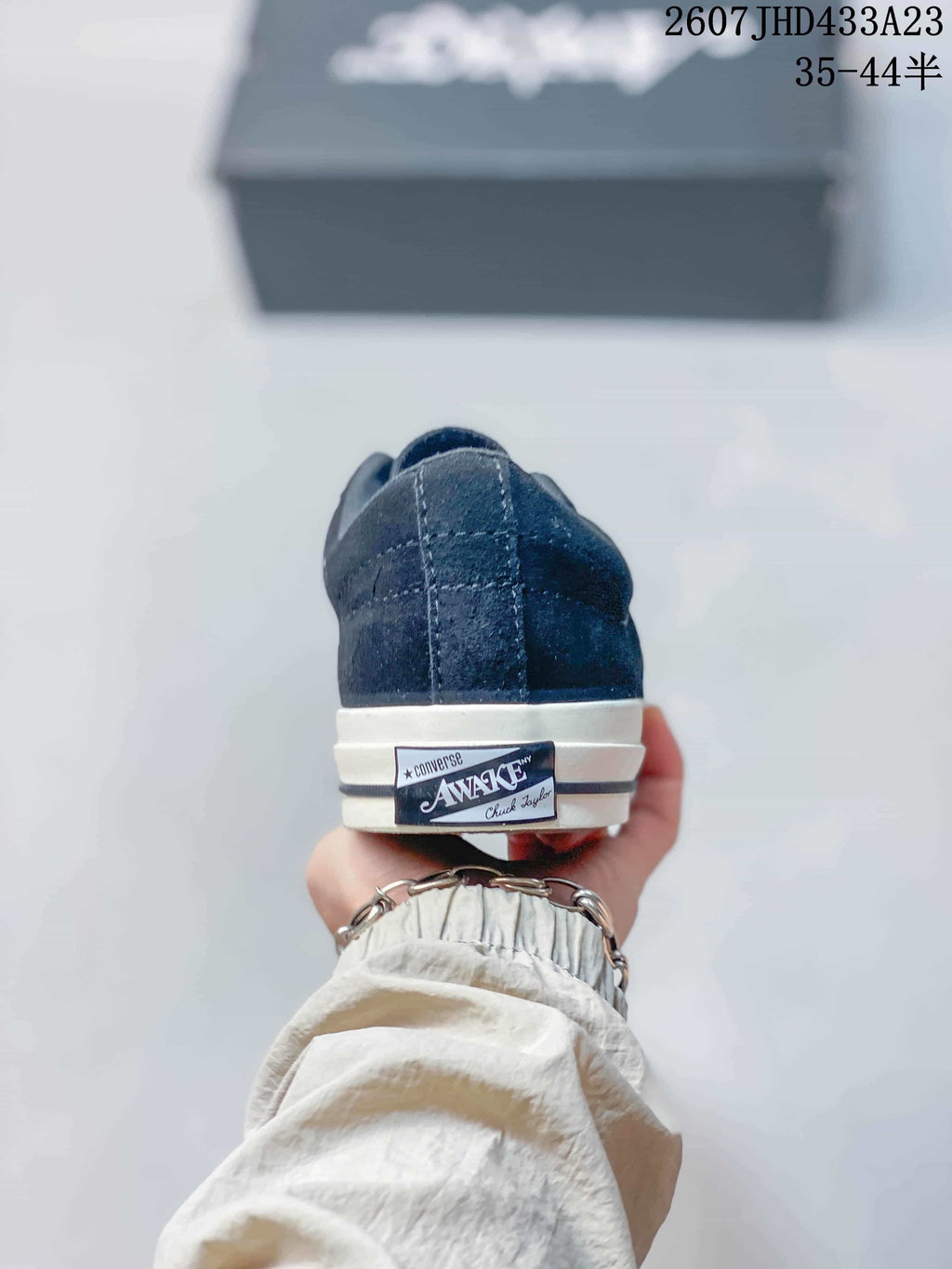 Converse One Star Low-Top Sneakers in Navy