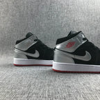 Air Jordan 1 Mid SE GS Black Silver Sneakers 554725-057