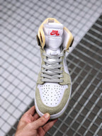 Jordan 1 Zoom CMFT Olive Aura Sneakers CT0979-102