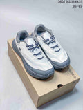 Descente TERRAIND Low-Top Hiking Sneakers White Gray