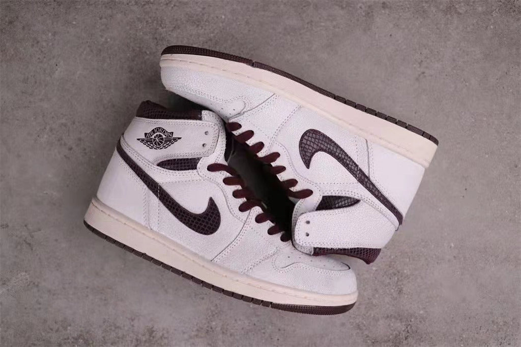 Jordan Air Jordan 1 High OG Black Toe Reimagined DZ5485-106