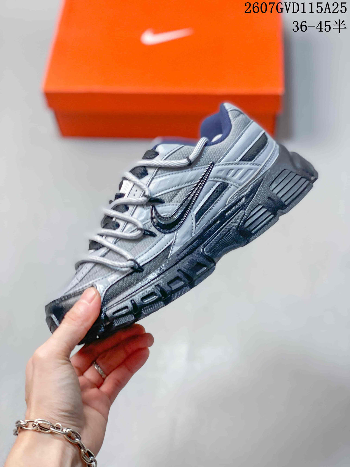 Nike Initiator Gray Black Low-Top Sneakers 2607GVD115A25
