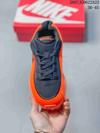 Nike Uplift SC Low-Top Sneakers Orange Black 712220WPR