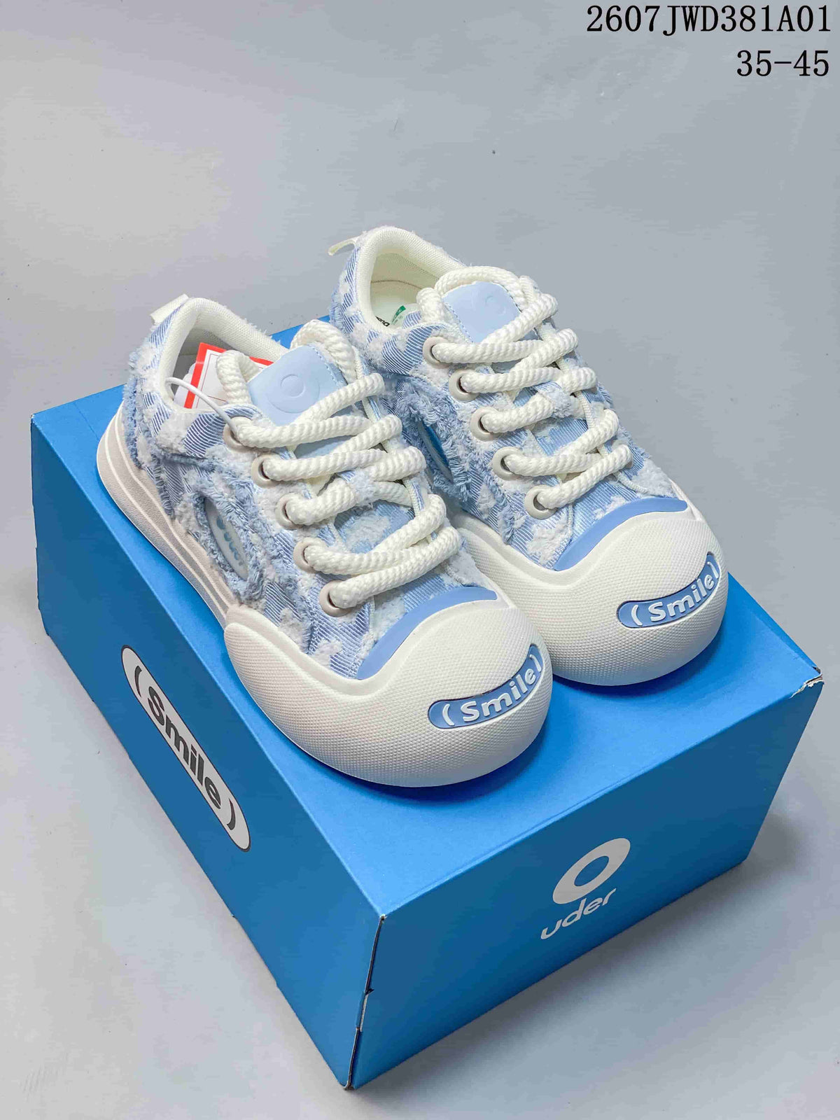 Ouder Chunky Smiley Lace-Up Sneakers