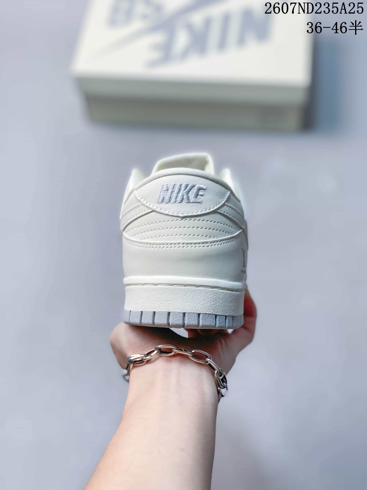 Nike SB Dunk Low Pro White Sneakers