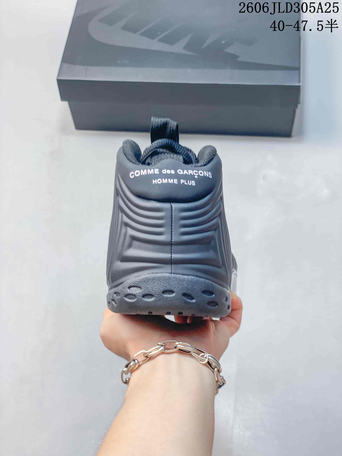 Nike Air Foamposite Pro High-Top Basketball Shoes, Gray
