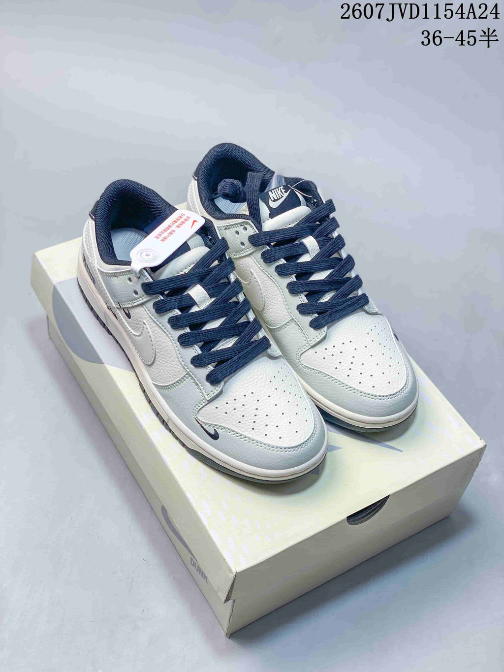 Nike SB Dunk Low Three-Swoosh Sneakers White Navy NK5639-323