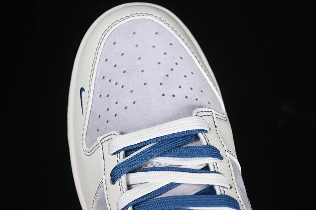 Nike Dunk Low North Face Colorway Sneakers DM6868-040
