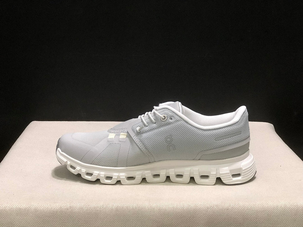On Cloud 6 Gray and White Sneakers