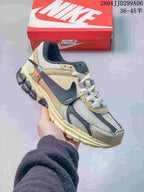 Nike Zoom Vomero 5 Sneakers Cream Black FJ4151-004