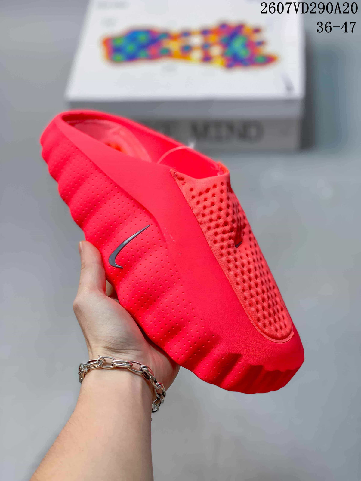 Nike Mind 001 Red Massage Slides