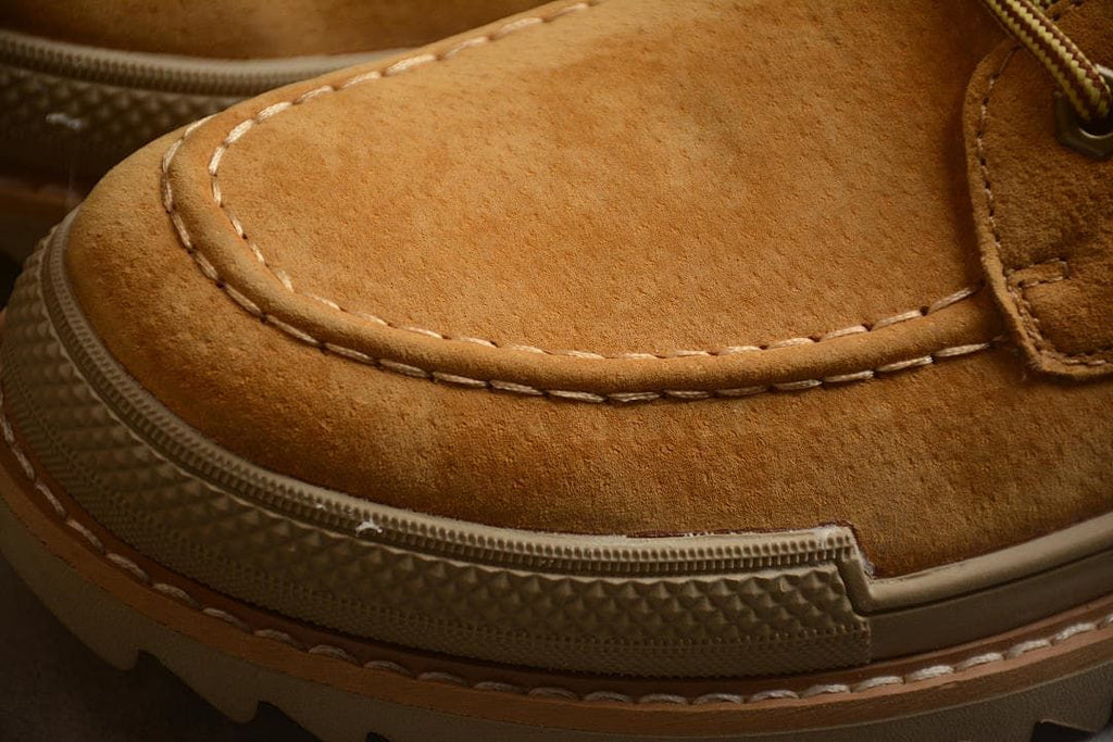 CAT Tramp Hike Low Men's Suede Shoes in Wheat