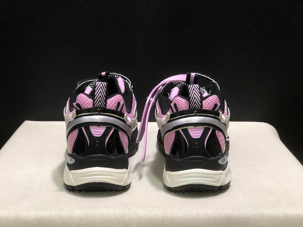 OFF-WHITE Be Right Back Sneakers Pink Black White