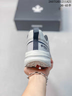 DESCENTE LAVITATE WIRE 3.0 White Gray Sneakers 2607GHD1211A21