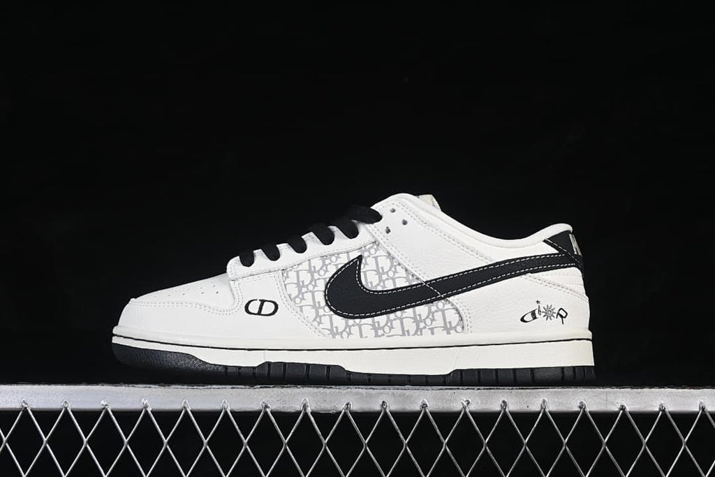 Nike SB Dunk Low White Black Low-Top Sneakers YF9511-924