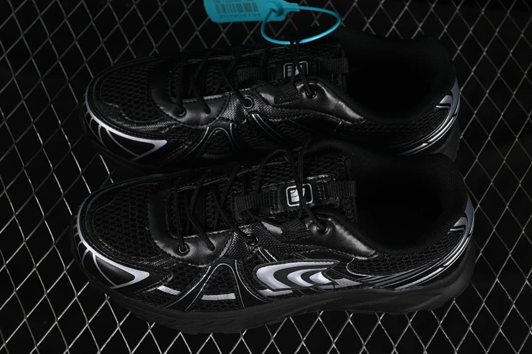 The North Face NS93R41K Black and Silver Trail Sneakers