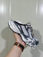 3XL Mesh Sneakers Grey and Red